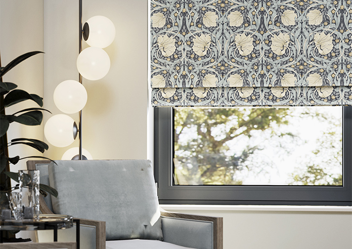 William Morris At Home Pimpernel, Indigo - Roman Blind - Image 5